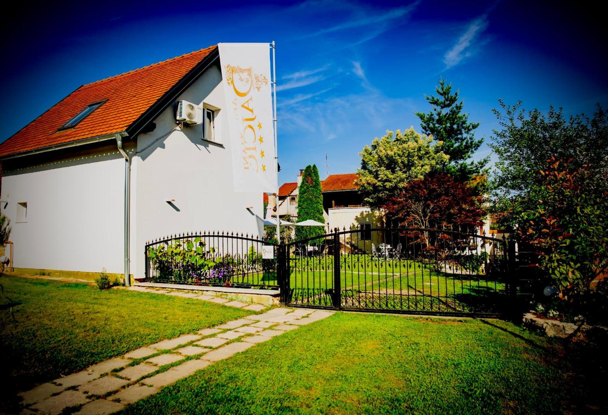 Holiday House Apartments Dajcic Varazdinske Toplice Bagian luar foto